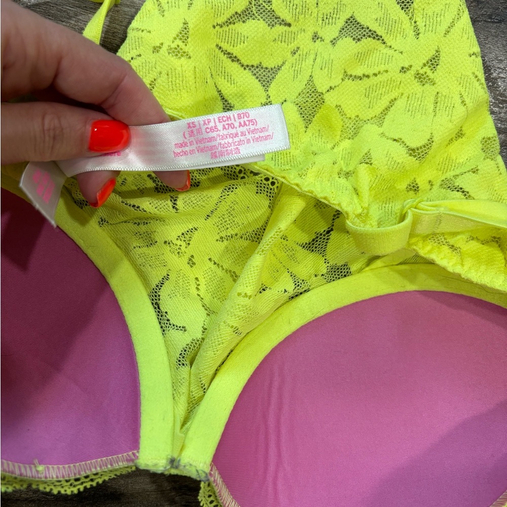 PINK || Bra - Picture 2 of 2